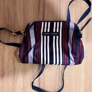 Tommy Hilfiger purse